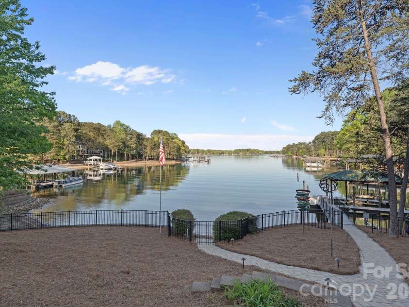 9116 Thackery Lane, Sherrills Ford, NC 28673.  MLS# CAR4368566, YatesRealty ID 10894. 