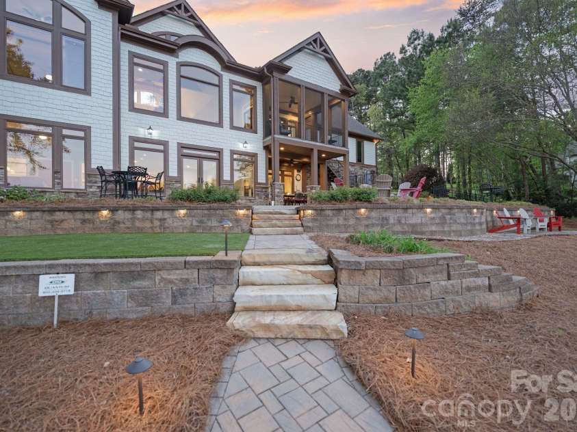 9116 Thackery Lane, Sherrills Ford, NC 28673.  MLS# CAR4368566, YatesRealty ID 10894. 