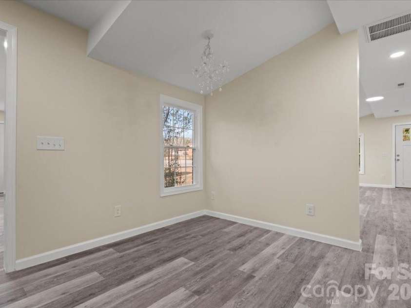 32 Roddy Street, Cheraw, SC 29520.  MLS# CAR4342880, YatesRealty ID 10895. 