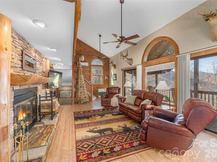 236 Dove Drive, Maggie Valley, NC 28751.  MLS# CAR4343977, YatesRealty ID 10896. 