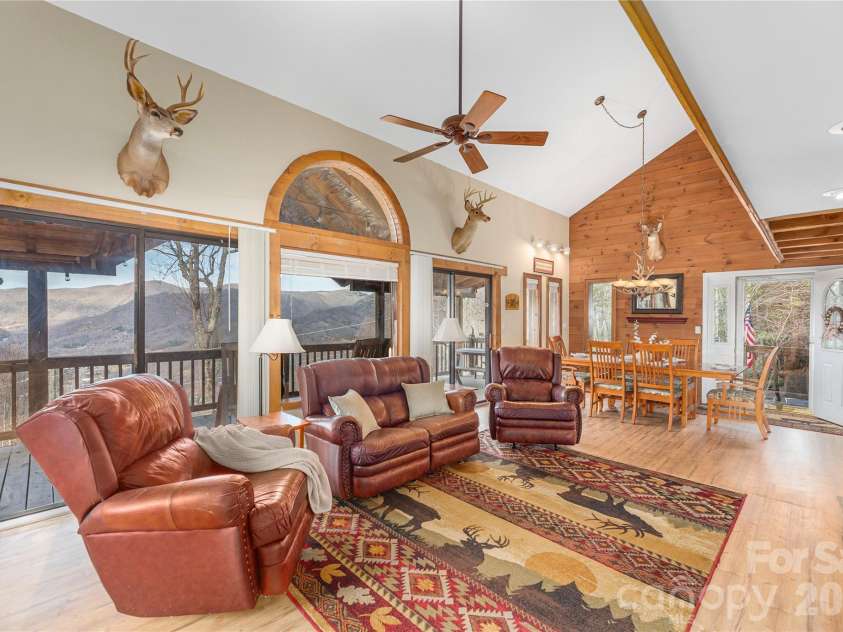 236 Dove Drive, Maggie Valley, NC 28751.  MLS# CAR4343977, YatesRealty ID 10896. 