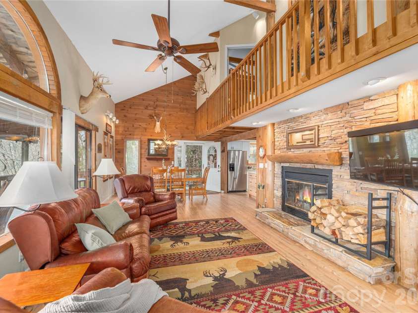 236 Dove Drive, Maggie Valley, NC 28751.  MLS# CAR4343977, YatesRealty ID 10896. 