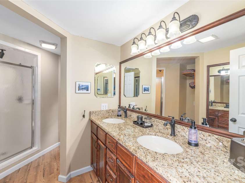 236 Dove Drive, Maggie Valley, NC 28751.  MLS# CAR4343977, YatesRealty ID 10896. 