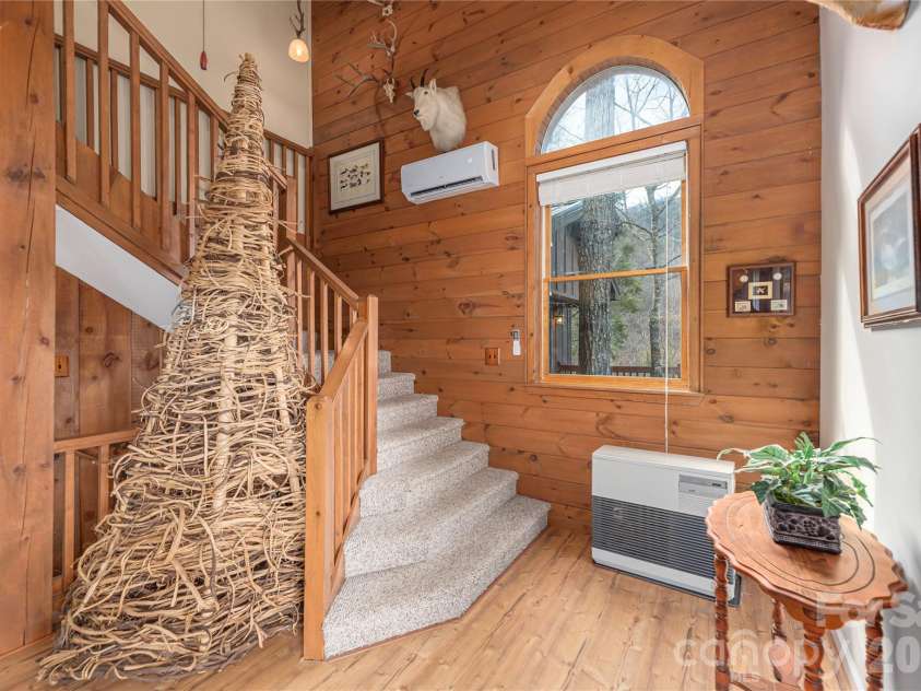236 Dove Drive, Maggie Valley, NC 28751.  MLS# CAR4343977, YatesRealty ID 10896. 