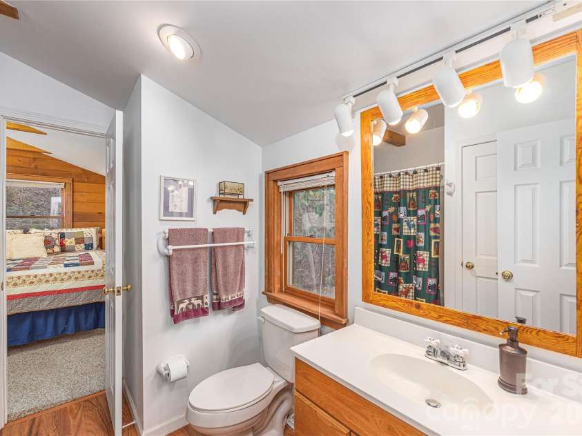 236 Dove Drive, Maggie Valley, NC 28751.  MLS# CAR4343977, YatesRealty ID 10896. 