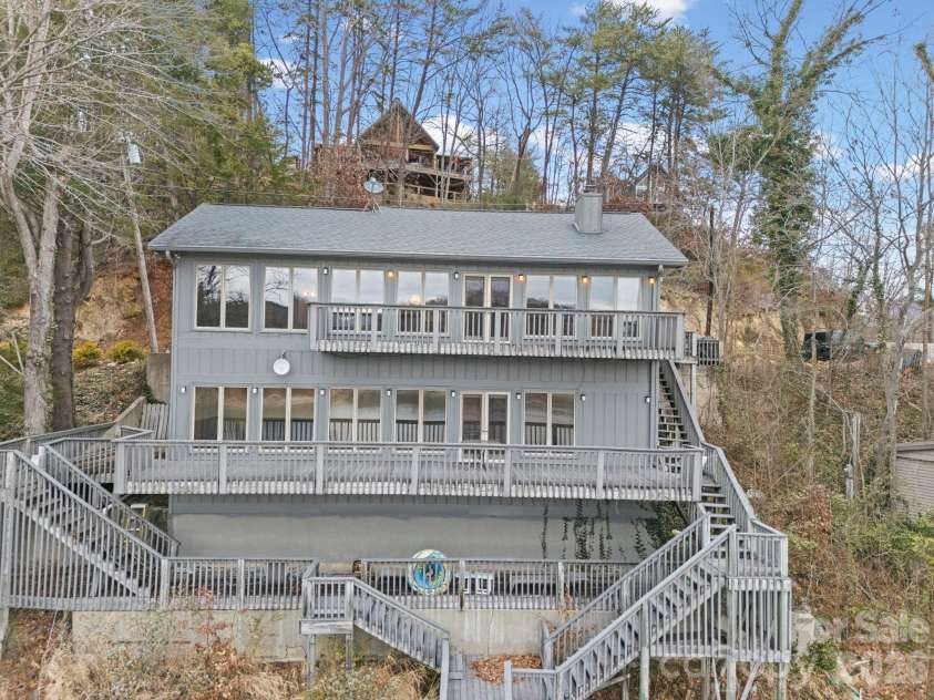 336 Burnt Ridge Road, Lake Lure, NC 28746.  MLS# CAR4314167, YatesRealty ID 10897. 
