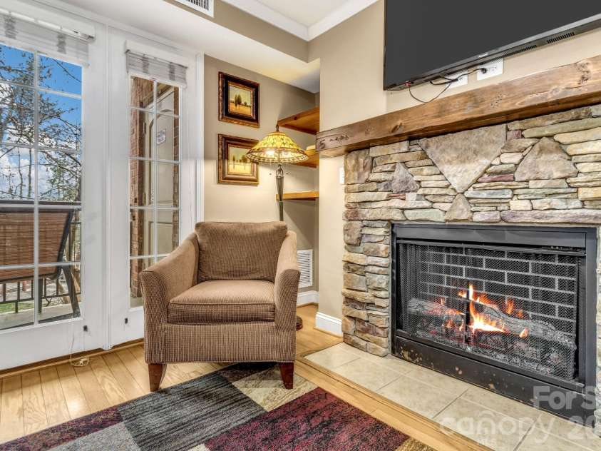 119 Bowling Park Road, Asheville, NC 28803.  MLS# CAR4336205, YatesRealty ID 109. 