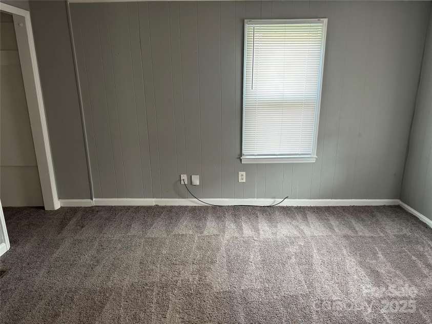 930 Mauney Avenue, Gastonia, NC 28054.  MLS# CAR4309752, YatesRealty ID 109. 