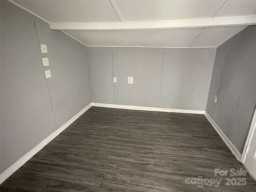 930 Mauney Avenue, Gastonia, NC 28054.  MLS# CAR4309752, YatesRealty ID 109. 