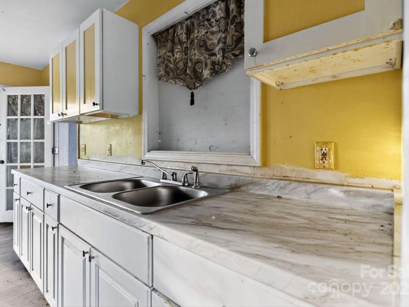 3116 Truman Street, Columbia, SC 29204.  MLS# CAR4320853, YatesRealty ID 1090. 