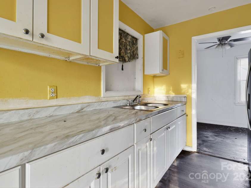 3116 Truman Street, Columbia, SC 29204.  MLS# CAR4320853, YatesRealty ID 1090. 