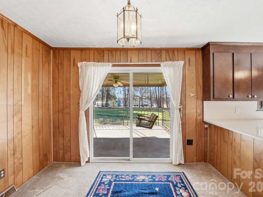 456 Debra Circle, Concord, NC 28025.  MLS# CAR4354481, YatesRealty ID 10900. 