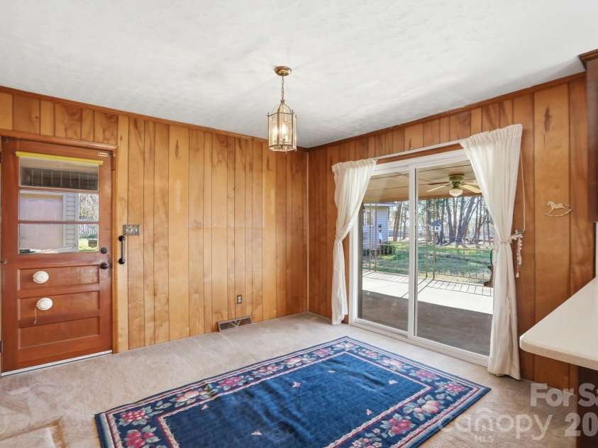 456 Debra Circle, Concord, NC 28025.  MLS# CAR4354481, YatesRealty ID 10900. 