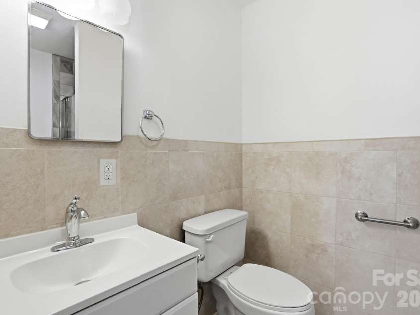 456 Debra Circle, Concord, NC 28025.  MLS# CAR4354481, YatesRealty ID 10900. 