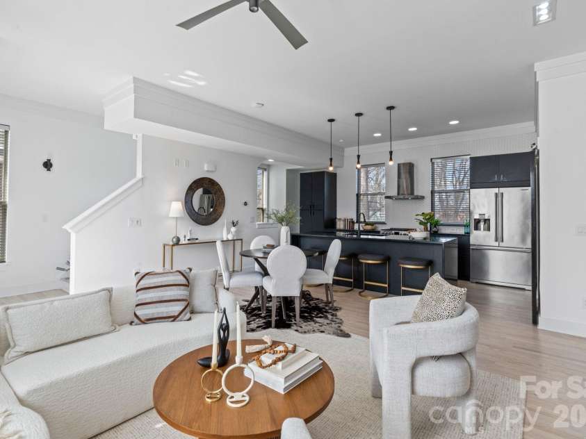 435 Steel Gardens Boulevard, Charlotte, NC 28205.  MLS# CAR4352693, YatesRealty ID 10901. 