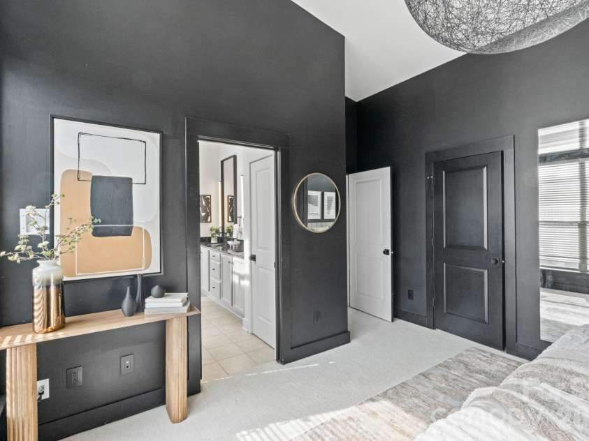 435 Steel Gardens Boulevard, Charlotte, NC 28205.  MLS# CAR4352693, YatesRealty ID 10901. 