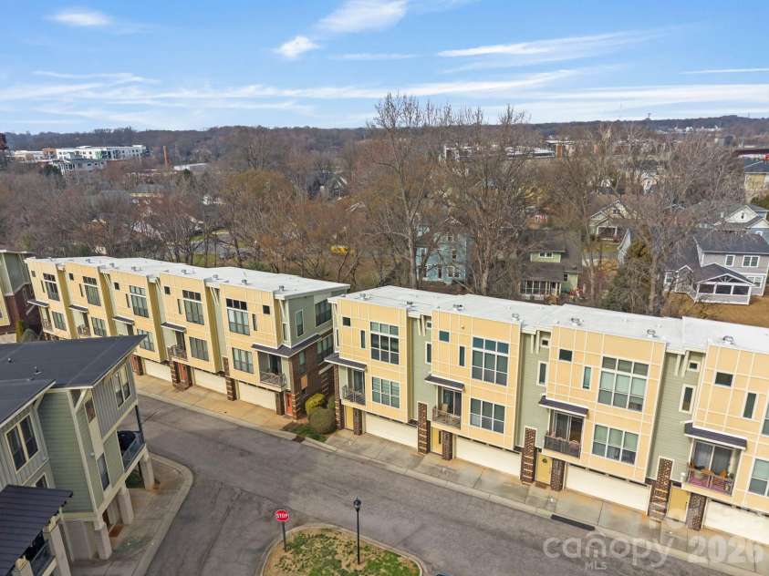435 Steel Gardens Boulevard, Charlotte, NC 28205.  MLS# CAR4352693, YatesRealty ID 10901. 