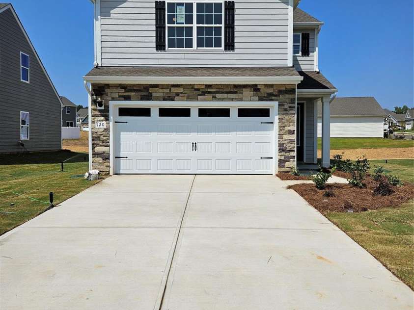 103 Adams Tree Way, Troutman, NC 28166.  MLS# CAR4214625, YatesRealty ID 10902. 