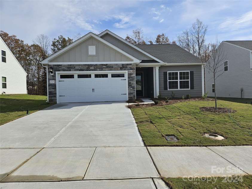 217 Colonial Reserve Avenue, Troutman, NC 28166.  MLS# CAR4178725, YatesRealty ID 10906. 