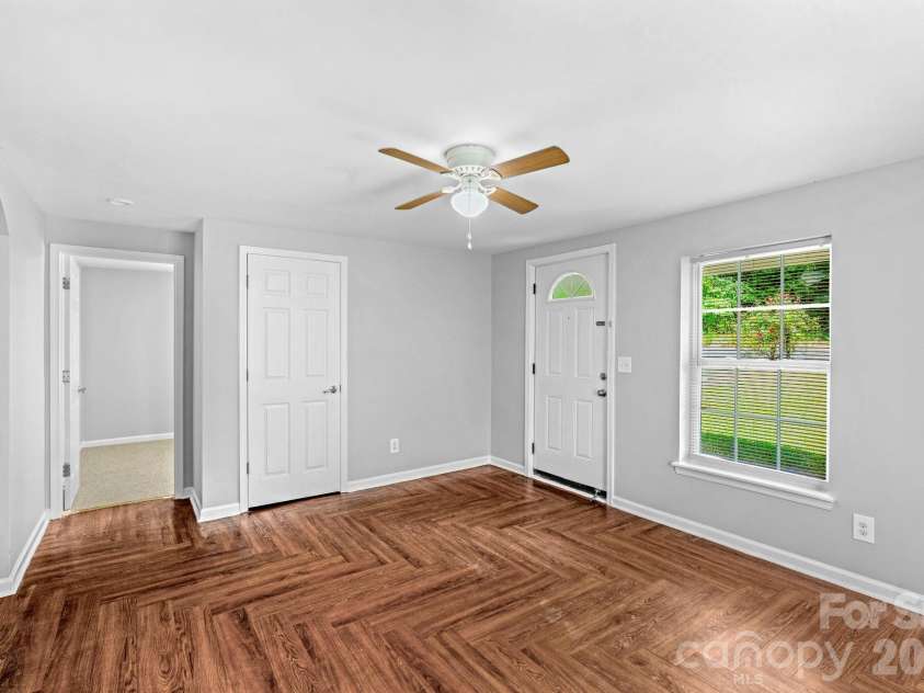 233 Proctor Street, Gastonia, NC 28052.  MLS# CAR4358565, YatesRealty ID 10906. 