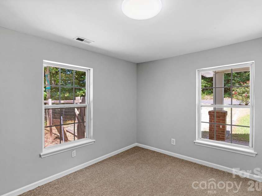 233 Proctor Street, Gastonia, NC 28052.  MLS# CAR4358565, YatesRealty ID 10906. 