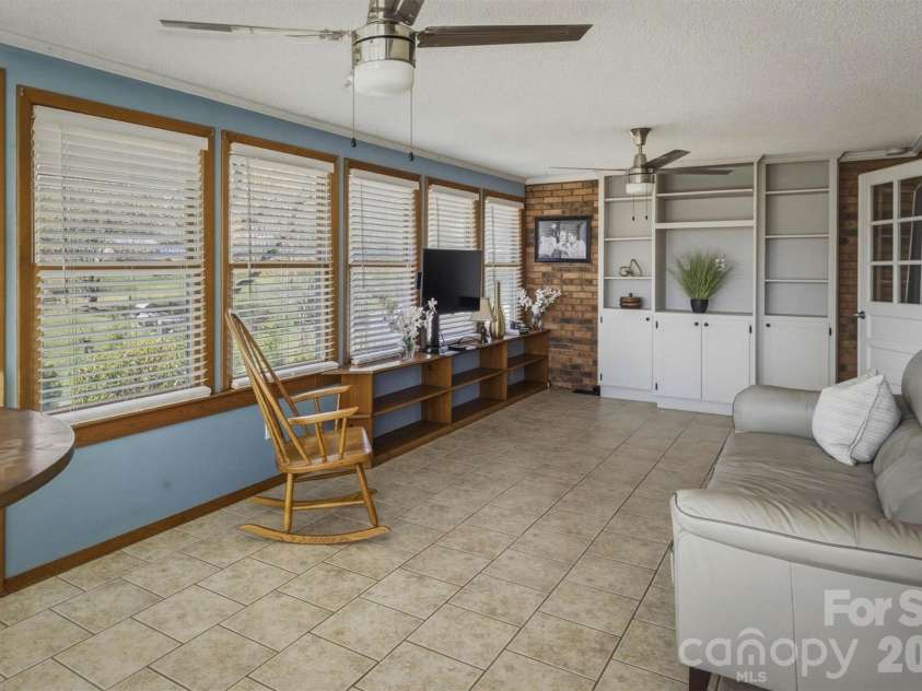 900 Magnolia Avenue, Valdese, NC 28690.  MLS# CAR4358109, YatesRealty ID 10907. 