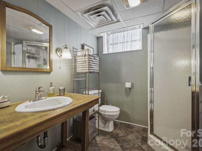 900 Magnolia Avenue, Valdese, NC 28690.  MLS# CAR4358109, YatesRealty ID 10907. 