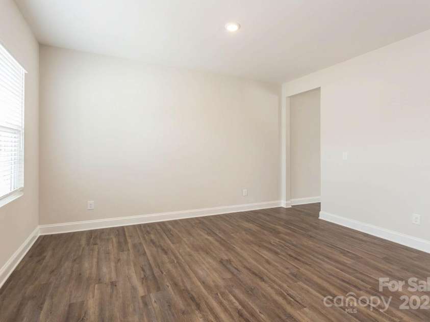 162 Wembury Lane, Troutman, NC 28166.  MLS# CAR4214637, YatesRealty ID 10908. 