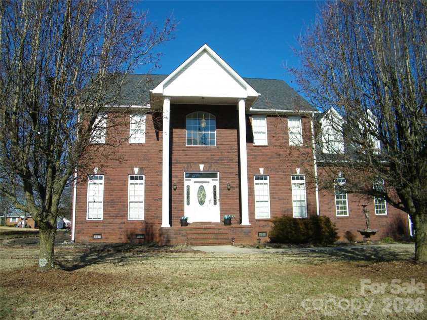 509 Main Street, Rockwell, NC 28138.  MLS# CAR4335018, YatesRealty ID 1091. 
