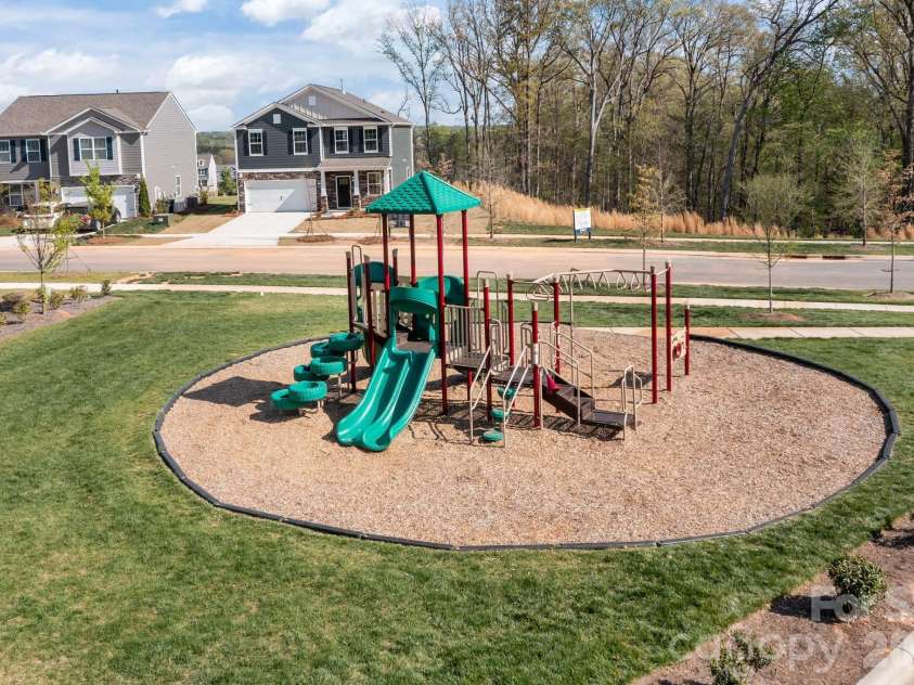 173 Hill Lane, Troutman, NC 28166.  MLS# CAR4363499, YatesRealty ID 10910. 