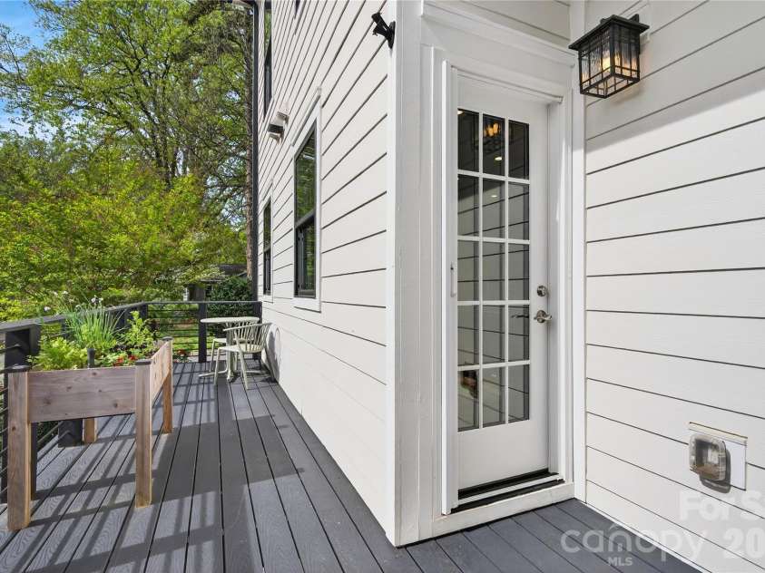 489 Main Street, Davidson, NC 28036.  MLS# CAR4366953, YatesRealty ID 10911. Easy-Care Composite Deck