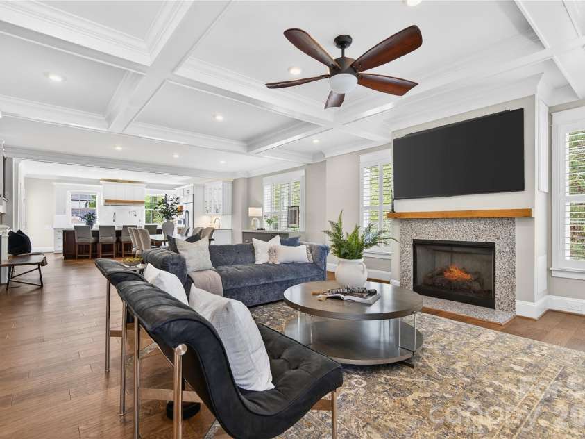489 Main Street, Davidson, NC 28036.  MLS# CAR4366953, YatesRealty ID 10911. Open Floor Plan
