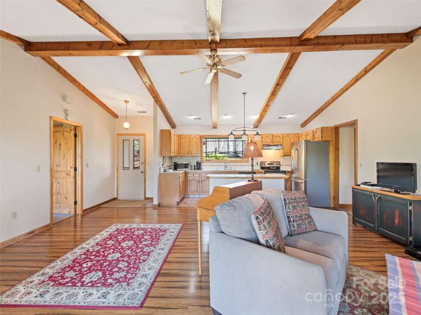 817 Ferguson Cove Loop, Clyde, NC 28721.  MLS# CAR4249203, YatesRealty ID 10912. 