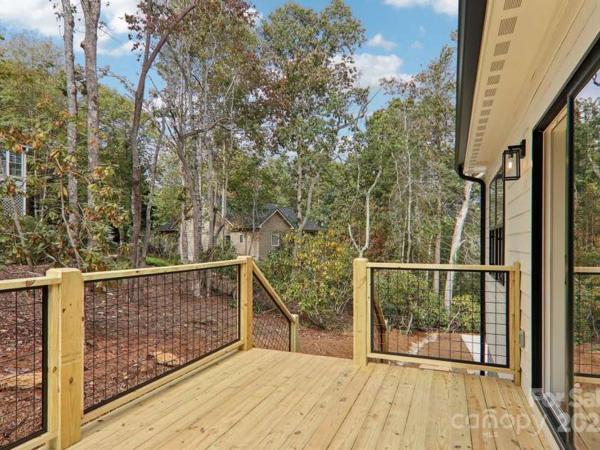 271 Greenstone Lane, Mills River, NC 28759.  MLS# CAR4312734, YatesRealty ID 10913. 
