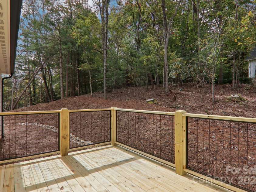 271 Greenstone Lane, Mills River, NC 28759.  MLS# CAR4312734, YatesRealty ID 10913. 