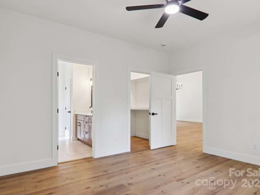 271 Greenstone Lane, Mills River, NC 28759.  MLS# CAR4312734, YatesRealty ID 10913. 