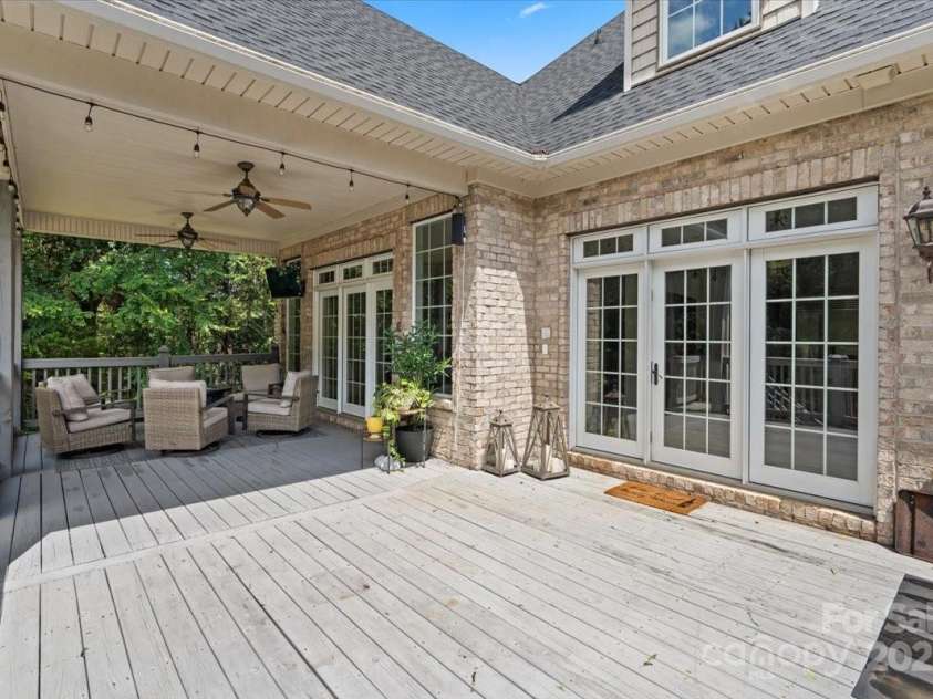 8516 Mcilwaine Road, Huntersville, NC 28078.  MLS# CAR4164588, YatesRealty ID 10913. 