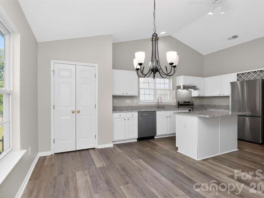 5774 Dove Point Drive, Concord, NC 28025.  MLS# CAR4368596, YatesRealty ID 10914. 