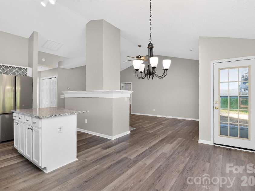 5774 Dove Point Drive, Concord, NC 28025.  MLS# CAR4368596, YatesRealty ID 10914. 