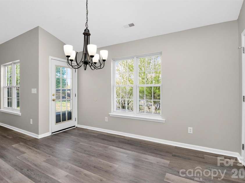 5774 Dove Point Drive, Concord, NC 28025.  MLS# CAR4368596, YatesRealty ID 10914. 