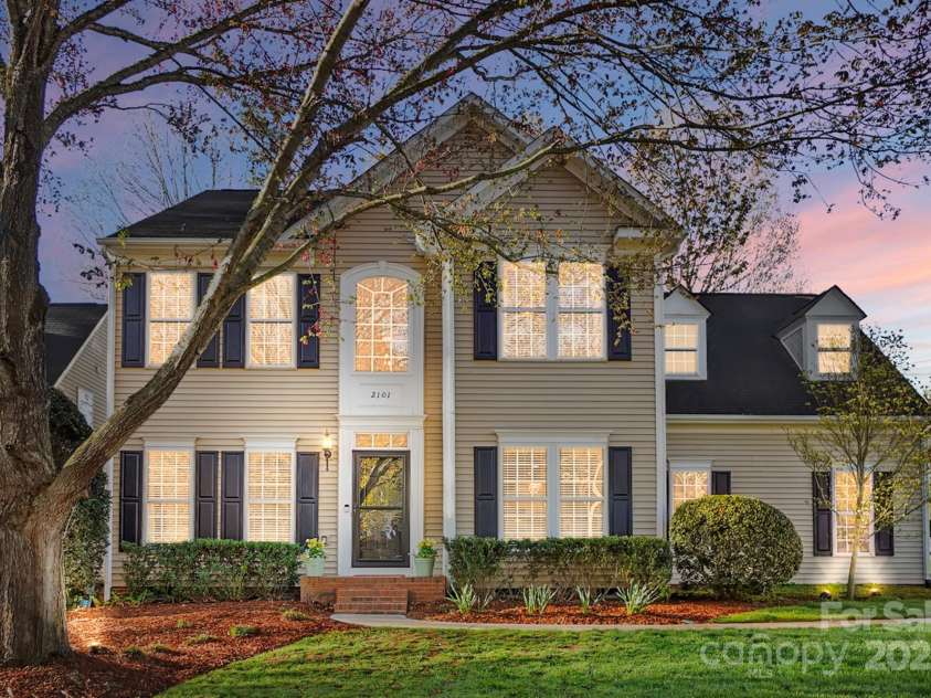 2101 Bluestone Court, Waxhaw, NC 28173.  MLS# CAR4235799, YatesRealty ID 10916. 
