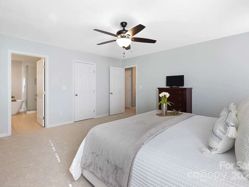 2101 Bluestone Court, Waxhaw, NC 28173.  MLS# CAR4235799, YatesRealty ID 10916. 