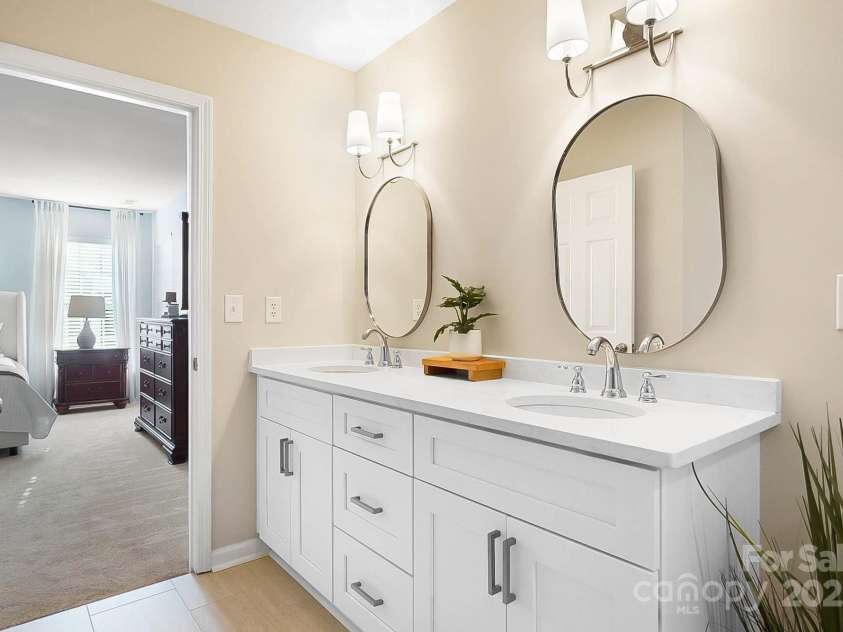 2101 Bluestone Court, Waxhaw, NC 28173.  MLS# CAR4235799, YatesRealty ID 10916. 