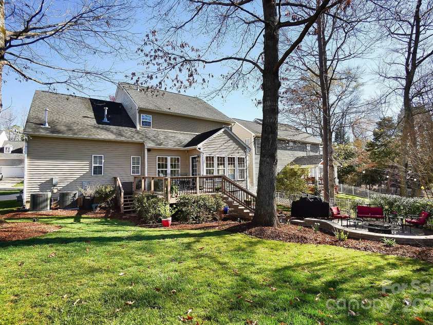 2101 Bluestone Court, Waxhaw, NC 28173.  MLS# CAR4235799, YatesRealty ID 10916. 