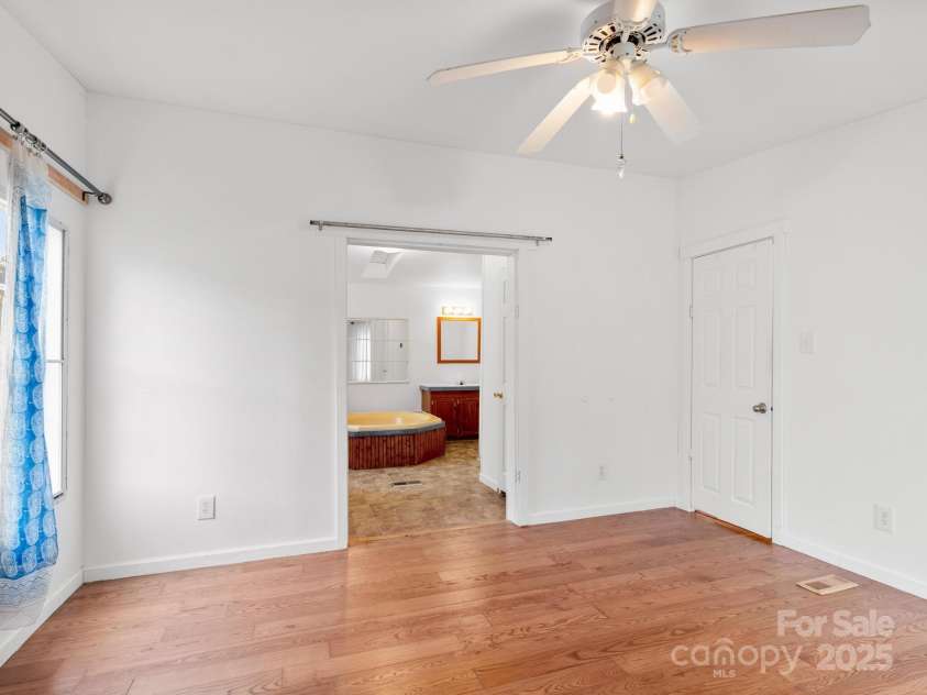 10 Clover Brook Drive, Weaverville, NC 28787.  MLS# CAR4241993, YatesRealty ID 10917. 