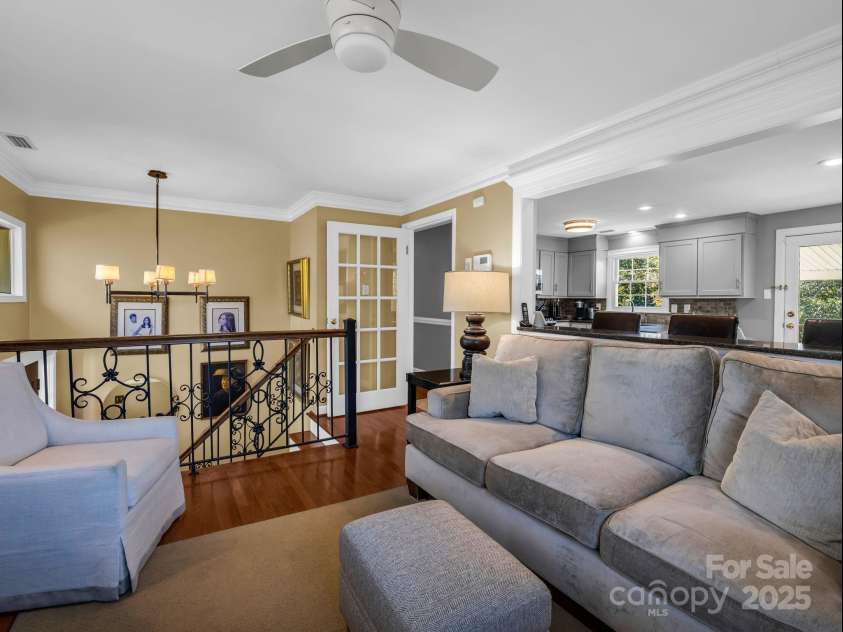 2340 24th Avenue, Hickory, NC 28601.  MLS# CAR4314509, YatesRealty ID 1092. 