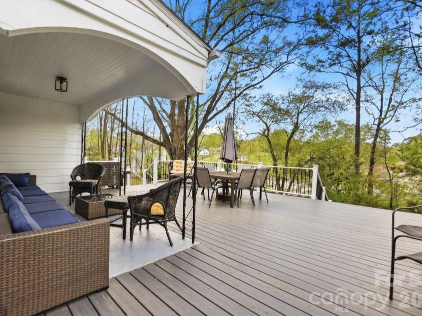 2104 Hillcrest Avenue, Albemarle, NC 28001.  MLS# CAR4365674, YatesRealty ID 10920. 