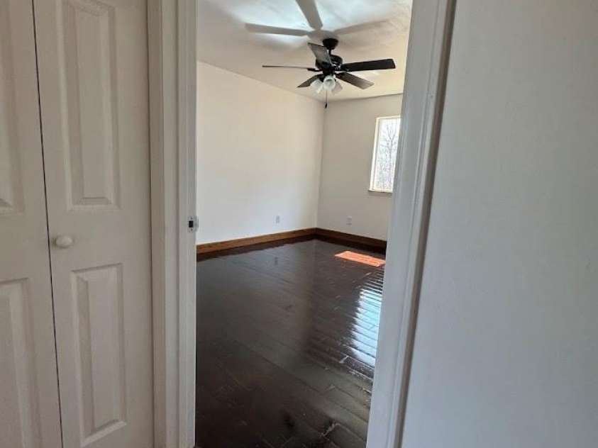 2290 9th Avenue Drive, Hickory, NC 28601.  MLS# CAR4163776, YatesRealty ID 10920. 