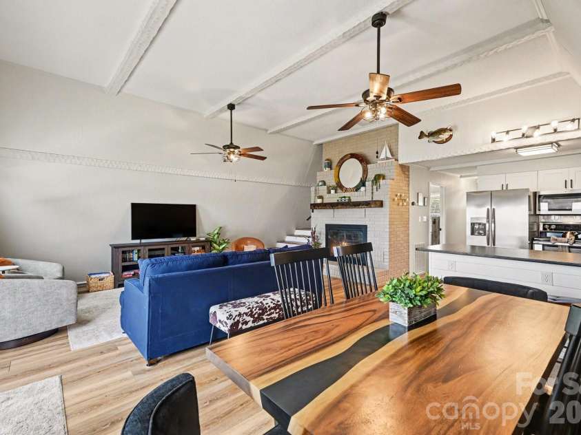 250 Ponderosa Circle, Mooresville, NC 28117.  MLS# CAR4364992, YatesRealty ID 10921. 