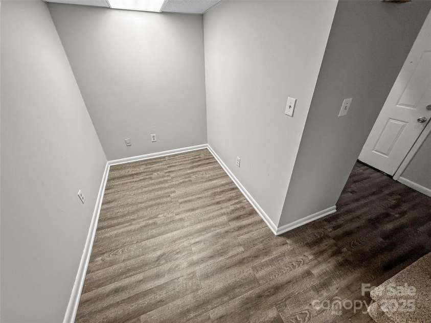 7140 Stonington Lane, Charlotte, NC 28227.  MLS# CAR4227224, YatesRealty ID 10922. 